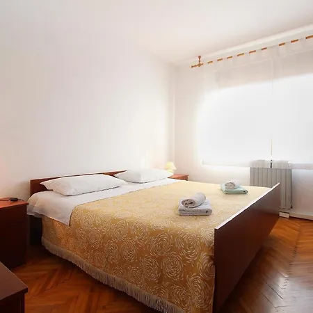 Fuer 7 Personen Ca 85 Qm In Pula, Istrien Istrische Riviera Apartment