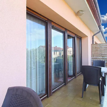 Apartment Fuer 7 Personen Ca 85 Qm In Pula, Istrien Istrische Riviera